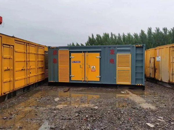 振兴柴油发电机如何判断干式空气滤清器是否需要更换？